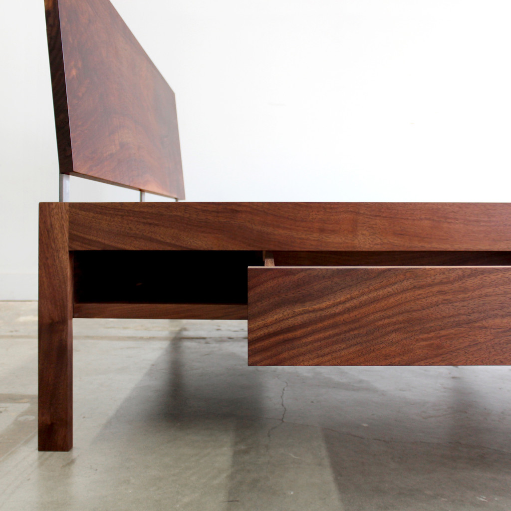 Furniture & Lifestyle| Chadhaus ‘Hand Built Enviroment’