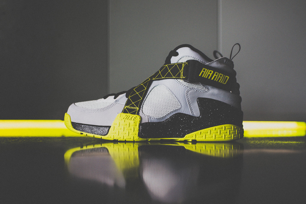 Sneakers|Nike Air Raid OG “Venom Green”