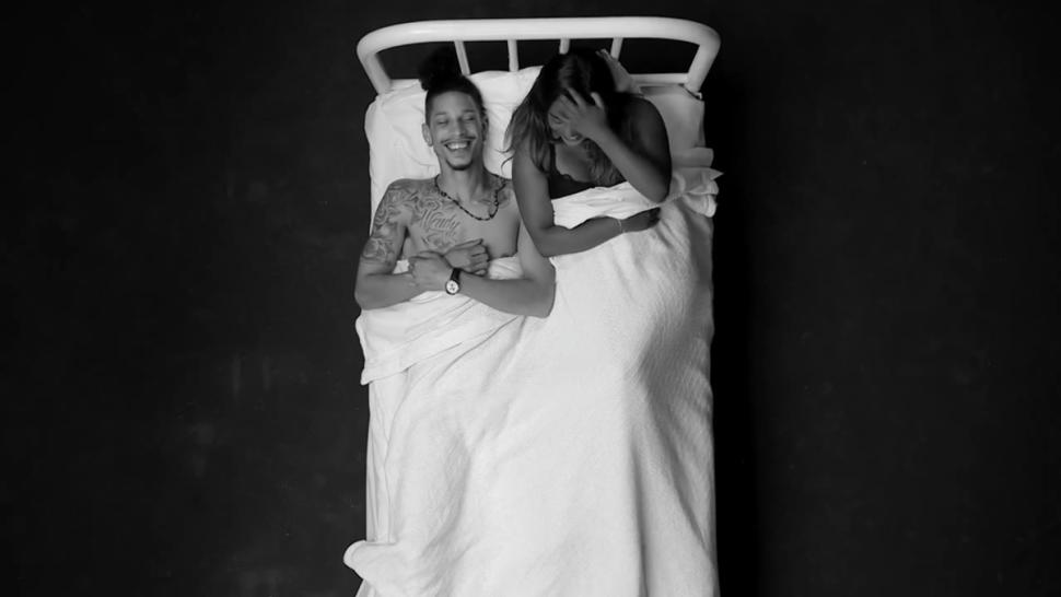 Lifestyle|Undress Me – 20 Strangers Undress One Another,Film by Tatia Pilieva