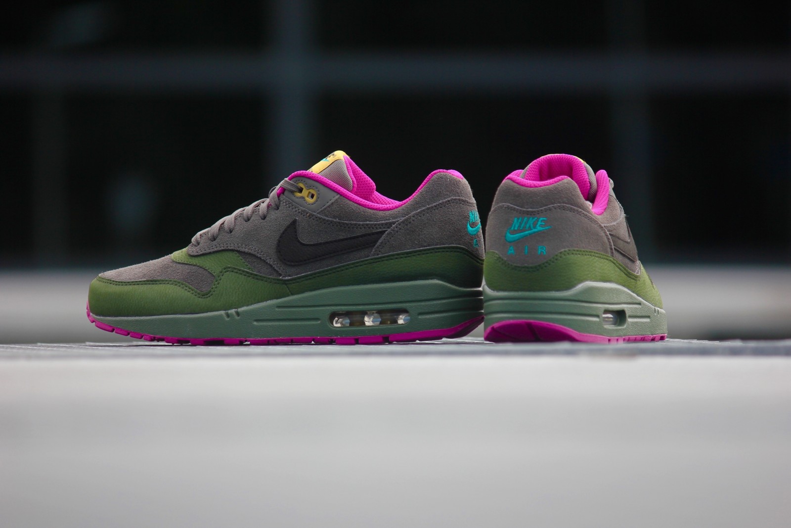 dark pewter air max 1