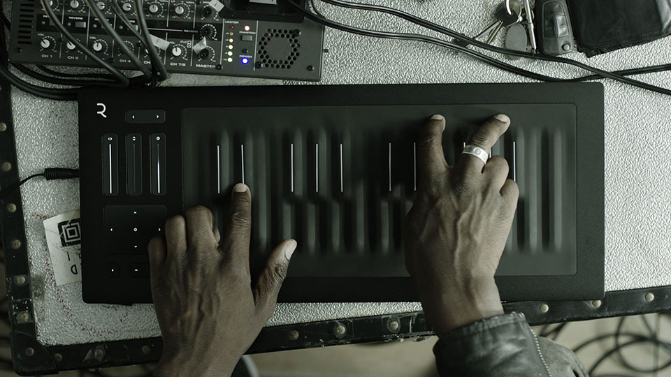 Lifestyle| ROLI’s Seaboard RISE MIDI Controller Is the Future of Keyboards
