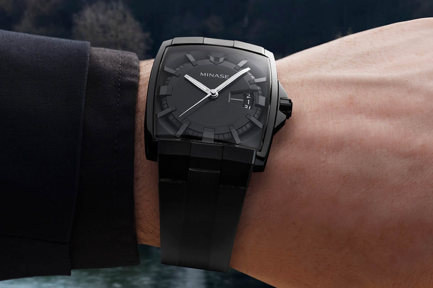 Watches| Minase Offers New Limited-Edition Time-Teller in Dark Theme Aesthetic