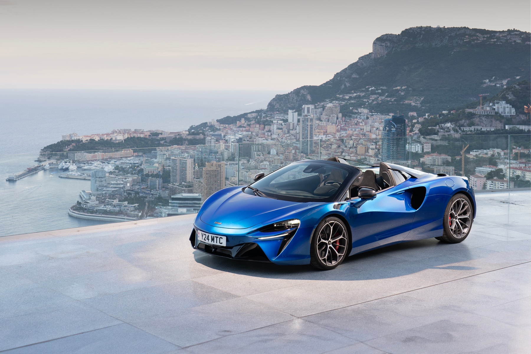 Cars| The 2025 McLaren Artura Spider Is Every Coupe Lovers Dream