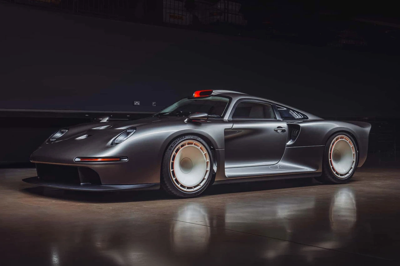 Cars| Tuthill Porsche Unveils Their GT ONE As An Ode To Racing History
