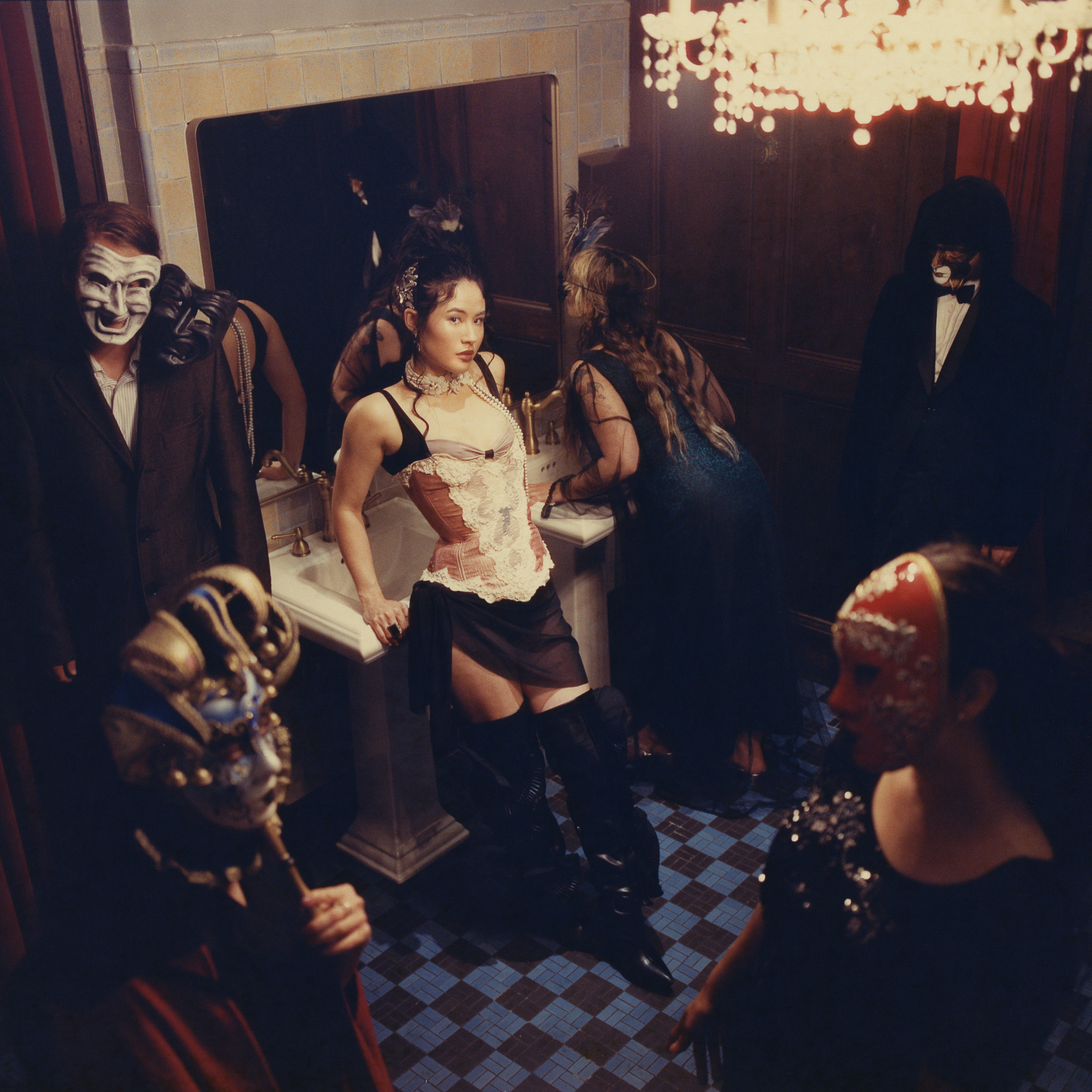 Music| EMEI Delivers New Single “Night At The Opera” Alongside New Signing